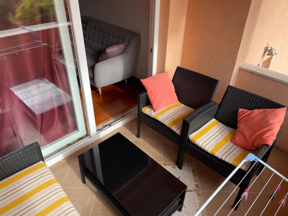 Apartments Dumina Murter Exterior photo